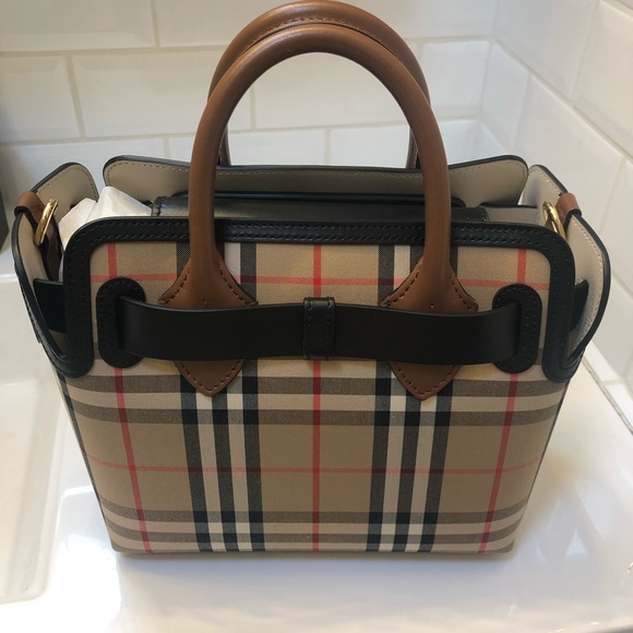 Never used Burberry “The Mini Vintage Check Triple Stud Belt Bag” - Picture 4 of 5